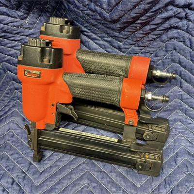 #ad Campbell Hausfeld Iron Horse Pneumatic Stapler and Brad Nailer SET OF 2 $45.00