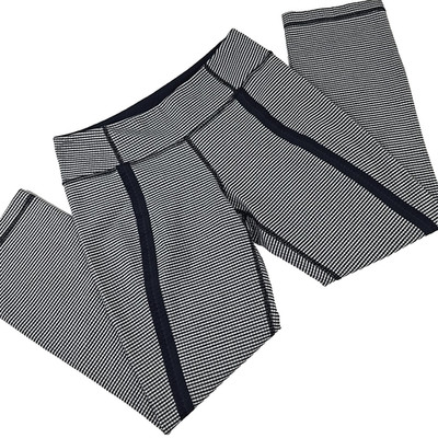 Lululemon Coast To Class Pant Womens 6 Navy White Gingham Mid Rise Cropped Yoga