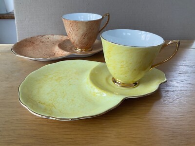 ZWEI Royal Albert GOSSAMER Cups und ''Tennis'' Snack Teller Combos.