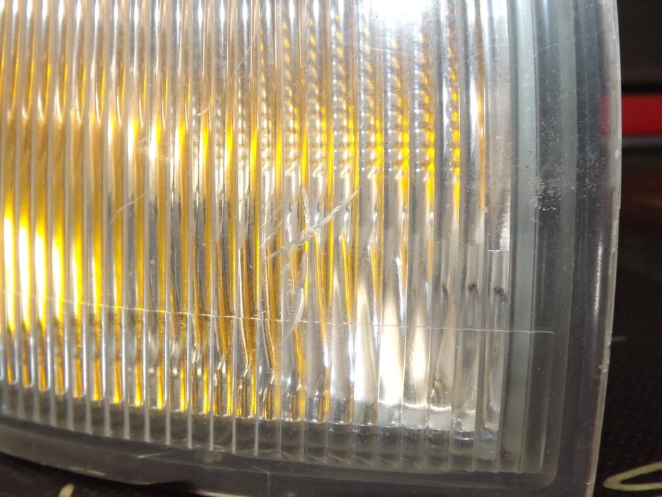 94-96 USDM OEM Infiniti Q45 передний пассажирский боковой угловой фонарь лампа ICHKOH 3351 R - Изображение 4 из 4