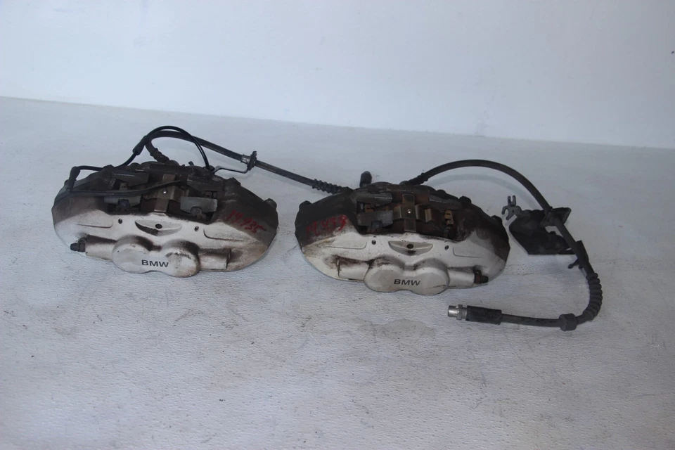 Juego de pinzas de freno delanteras Brembo BMW OEM F36 F33 F32 F30 F80 335i 435i 328i 428i Foto 3 de 4