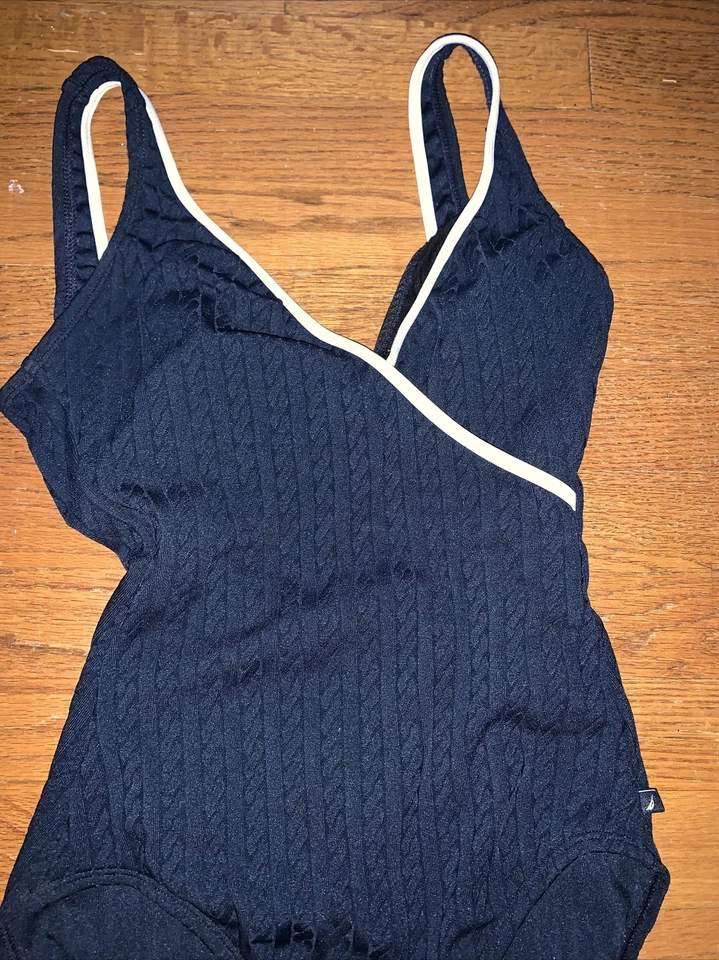 NAUTICA Navy Waffle Hint of White One Piece Bathing Suit Swimwear Sz 10 ❤️tb5m15 - Image 2 of 4