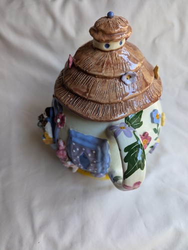 "Munchkin Land" Teapot Laraine Eggleston w/Certificate-Wizard Of Oz Dorothy 8"H - Picture 5 of 24