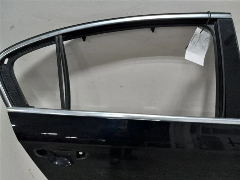 VOLKSWAGEN PASSAT 2006-2010 PUERTA TRASERA PASAJERO Foto 3 de 4