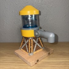 V TG Thomas the Train Wooden Railway Sodor Yellow Water Tower 2003