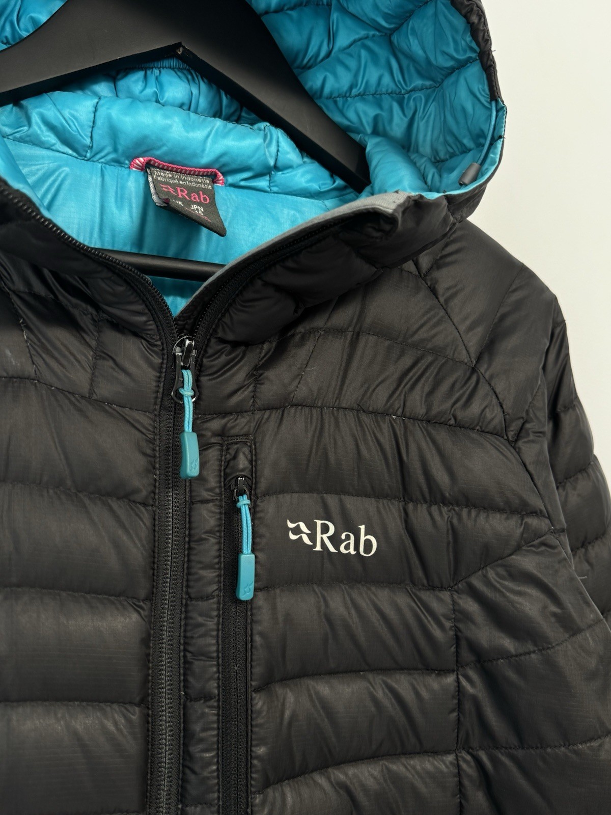Ladies Rab Microlight Alpine Jacket Down Filled O… - image 4