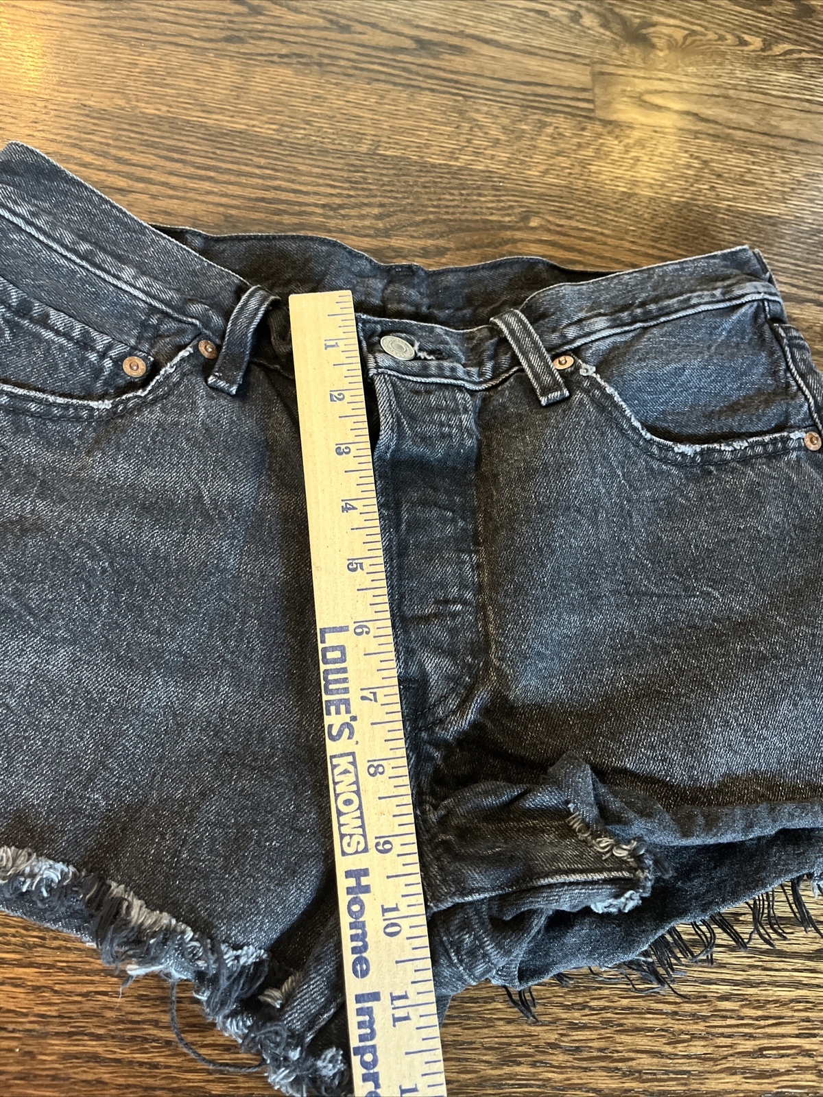 Levi's 501 Cut-Off Shorts Womens Size 29 (actual Waist 31) Black Jean Denim - View 4