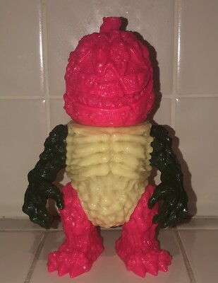 MVH Mutant Vinyl Hardcore Sam Henious Glow Mixed Parts 1/1 Sofubi