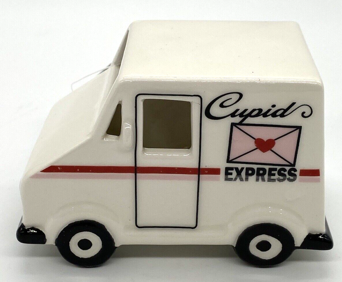 Cupid Express Light Up Postage Truck 2.75