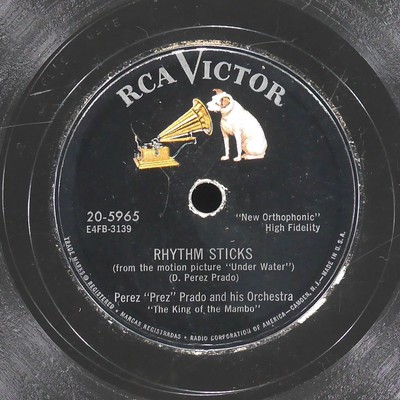 PEREZ ''PREZ'' PRADO Cherry Pink Apple White / Rhythm Sticks RCA VICTOR 20-5965 VG