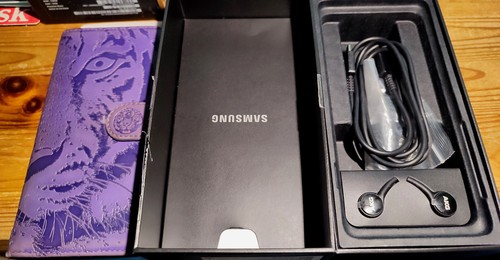 Samsung Galaxy S10 SM-G973F/DS - 128GB - Prism Black (Ohne Simlock) - Bild 3 von 4