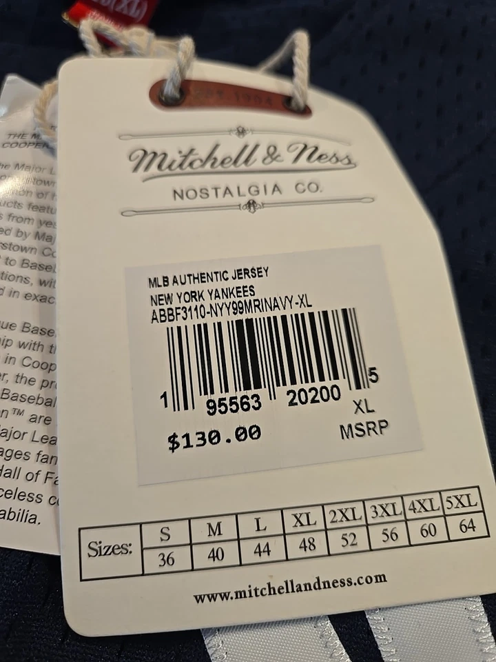 Camiseta Mariano Rivera NY Yankees MLB Mitchell & Ness #42 - #5 Parche Joe DiMaggio Foto 4 de 4
