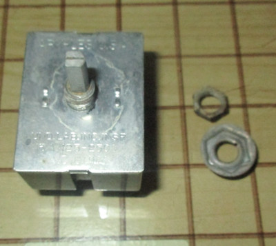 Vintage Thermador ST4MA RANGE BURNER SWITCH (7 SPADE, 15A)