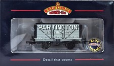 Bachmann 37-155 8 Plank Open Wagon No.184 Partington Steel & Iron Co Ltd Livery