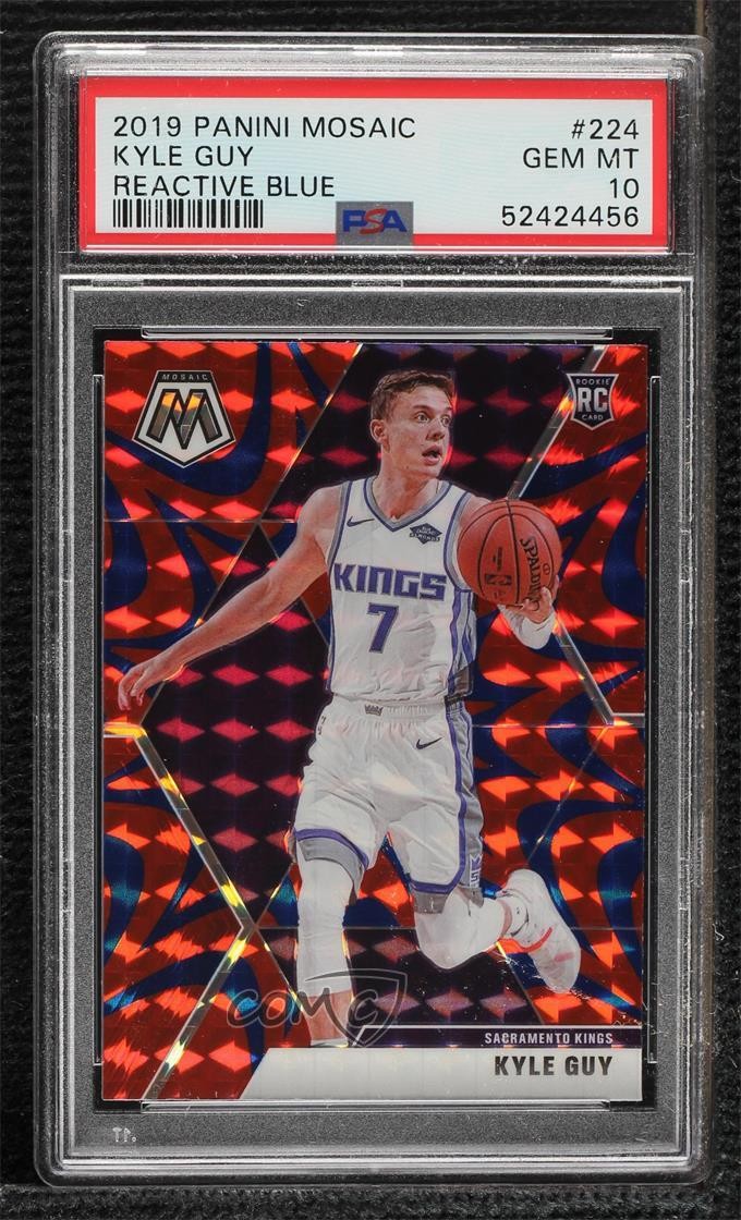2019 Panini PANINI MOSAIC REACTIVE BLUE #224 Kyle Guy front