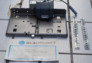 Blaupunkt Ideal dispositivo di supporto HV 600 7650950 derby radio a valigia auto IMBALLO ORIGINALE