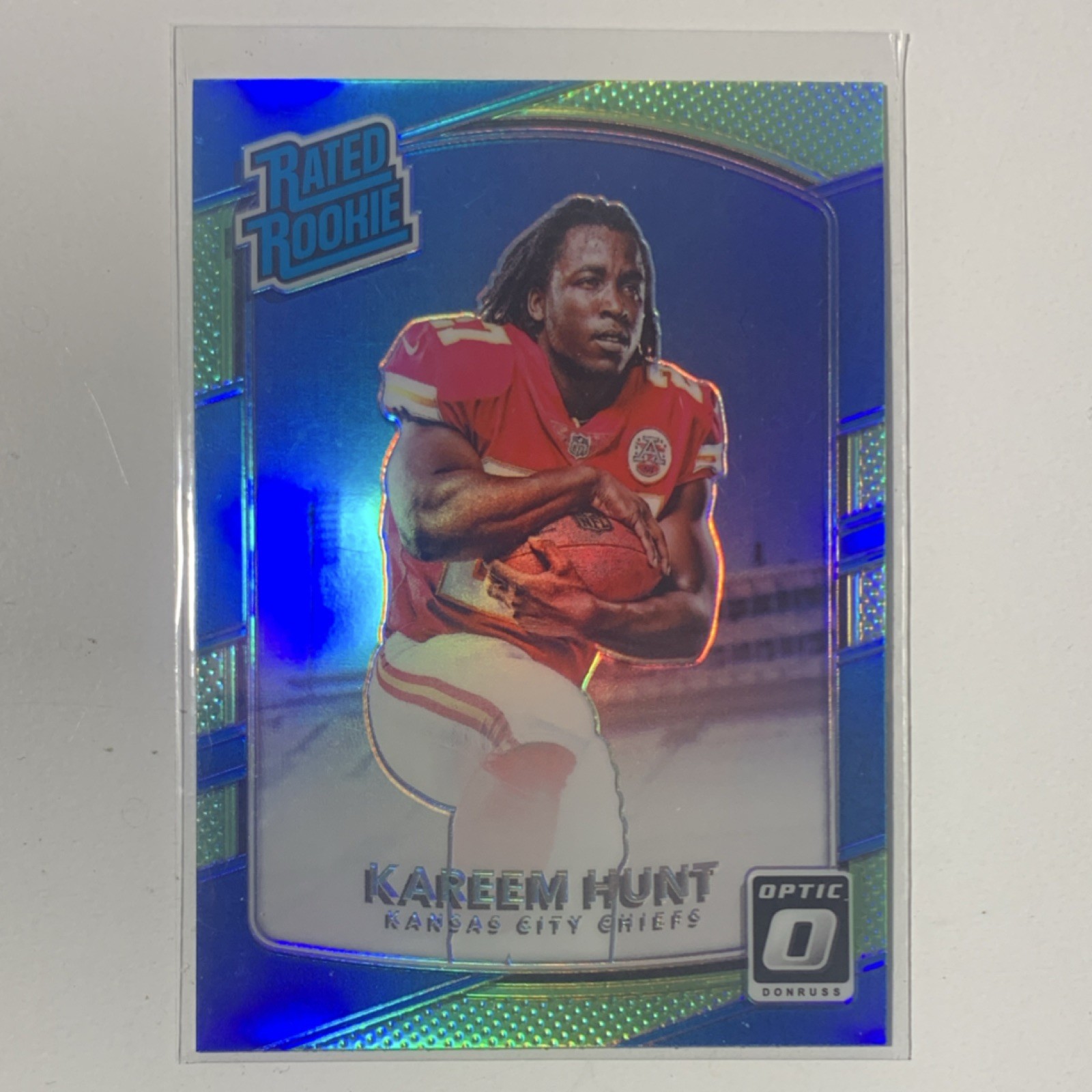 2017 Panini Donruss Optic Kareem Hunt Rated Rookie Holo Prizm #182 Chiefs (RC)