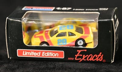 Monogram Mini Exacts 1:87 HO Ford T-Bird Stock Car #28 Limited Edition