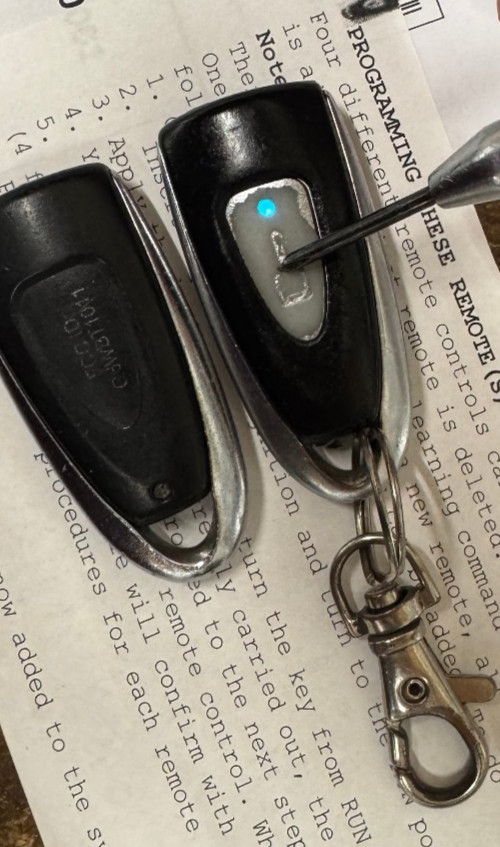 1-button COOLSTART CRIMESTOPPER Keyfob Remote RS1-G3 FCC ID Q6WBT1011 Car start