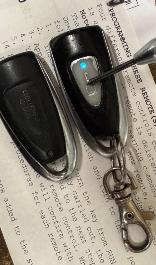 1-button COOLSTART CRIMESTOPPER Keyfob Remote RS1-G3 FCC ID Q6WBT1011 Car start - Image 4 of 4