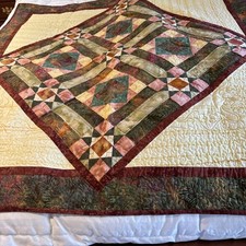 Vintage patchwork quilt.- Batik fabric - 100%...