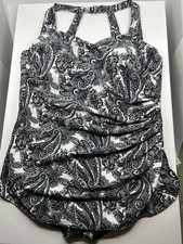 Lands  End Women  s Swim Suit With Extra Tummy Coverage 22W Black/Grey/White