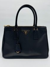 Prada Galleria Handbag Medium in Black Saffia...
