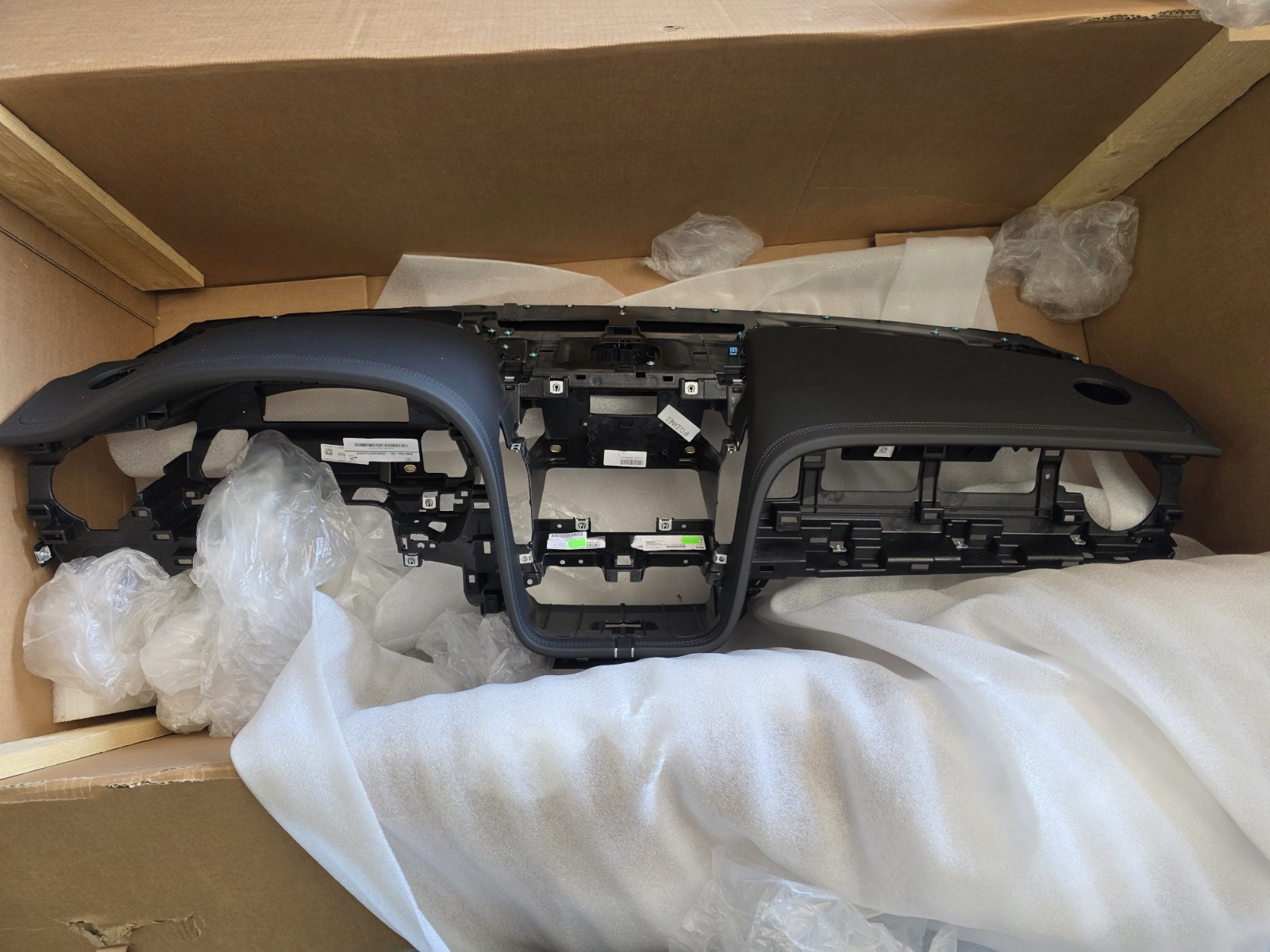 Bentley Bentayga 2017-2020 Dashboard P/N 36B857004
