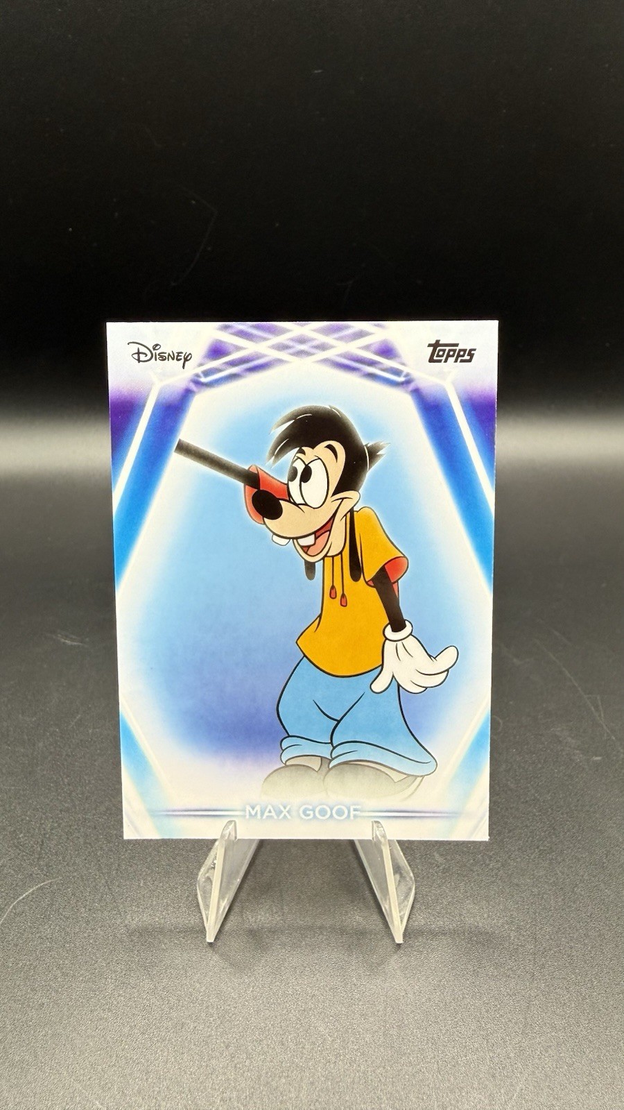 Max Goof 2026 Topps Disney Neon Base #105 - Goofy Movie
