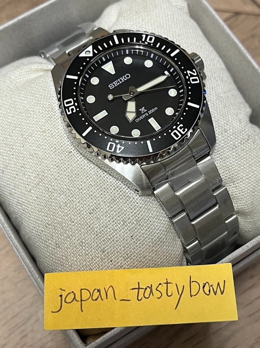 Seiko Prospex SBDJ063 Black Dial 200m Diver Scuba Stainless Solar