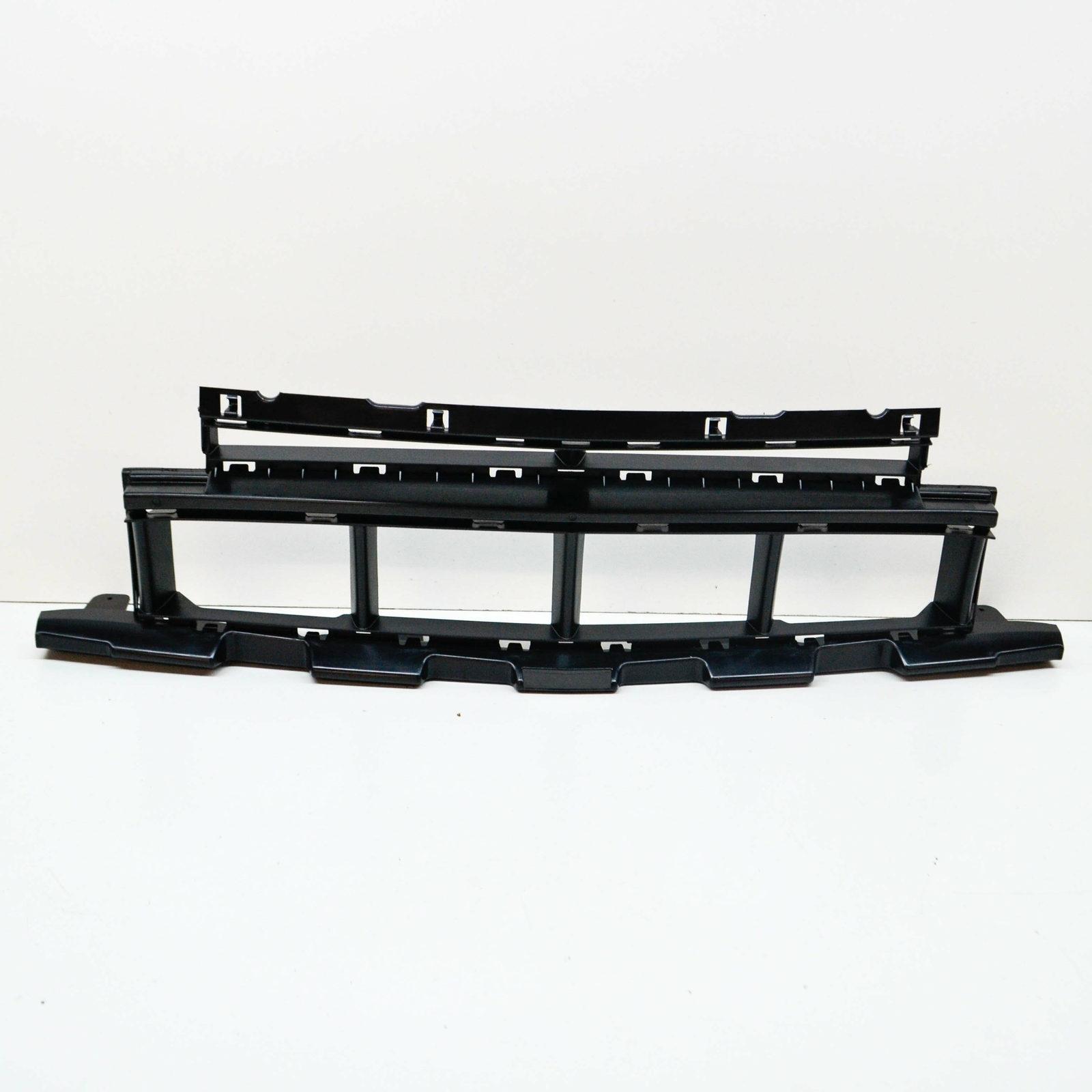 Mercedes-Benz AMG Sport Front Bumper Center Grille A1768852600 NO