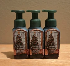 Bath & Body Works 2025 THE PERFECT CHRISTMAS Foaming Hand Soap - 3 pc