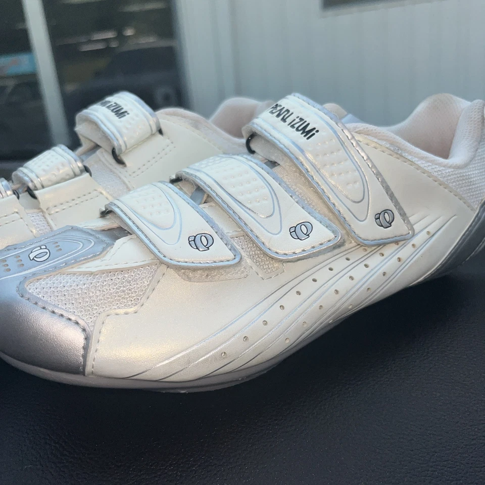Zapatos de ciclismo PEARL IZUMI Select Rd con clip blancos/plateados 38 EUR para hombre 6 para mujer 7,5 Foto 3 de 4