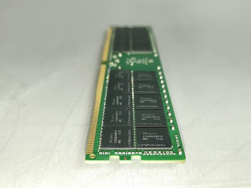 Major Brand 64 GB PC4-23400R (DDR4-2933) 2Rx4 ECC REG DDR4 Server RAM - Picture 3 of 6