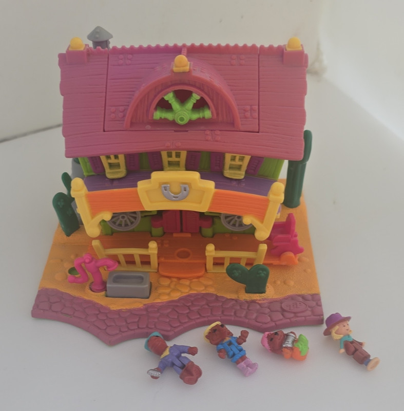 Polly Pocket Cowboy Ranch Fold-Out Playset w/ Mini Figures. Lights Up!