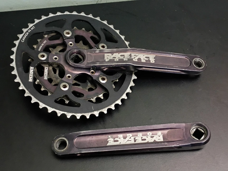 Vintage RACE FACE Turbine Forged Crankset 175mm 44/32/22 Chainrings MTB - Image 2 of 4