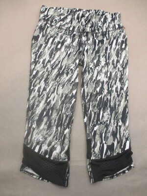 Under Armour HEAT GEAR Size M Womens Back Zip Pocket Training Yoga Capri 382