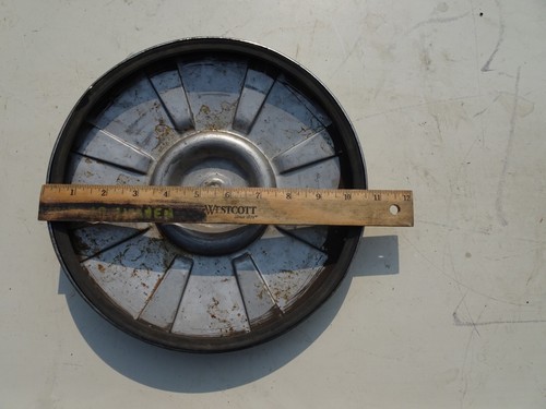 1968-1980 ???? Wheel Cover HUBCAP BOLT ON VINTAGE - Picture 6 of 8