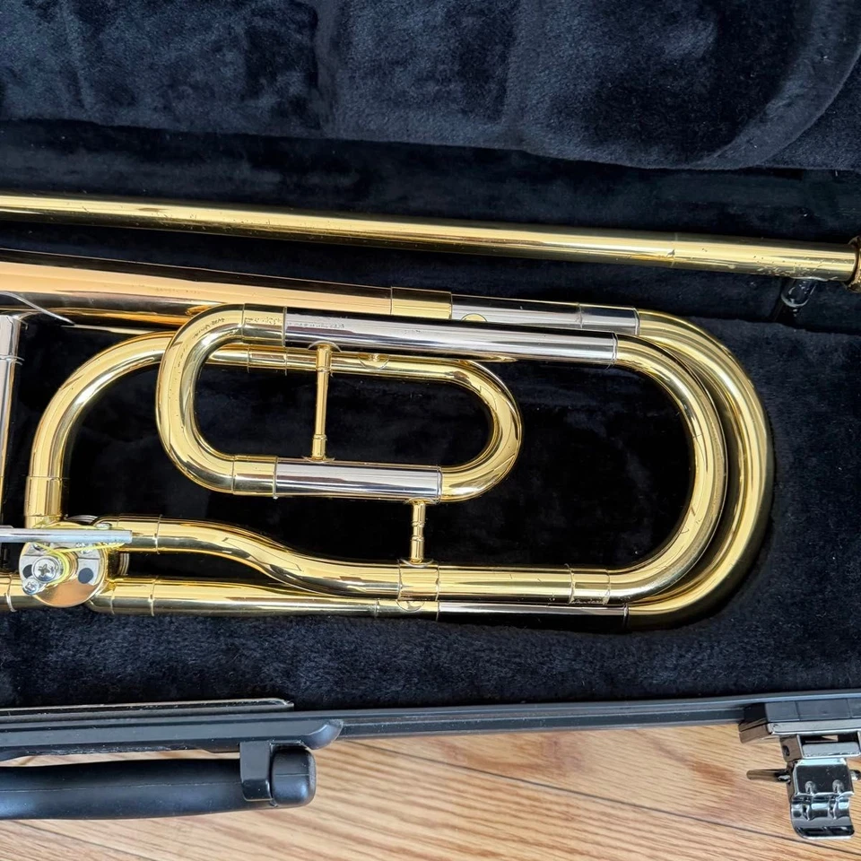 Trombón Yamaha YSL-456G Foto 4 de 4