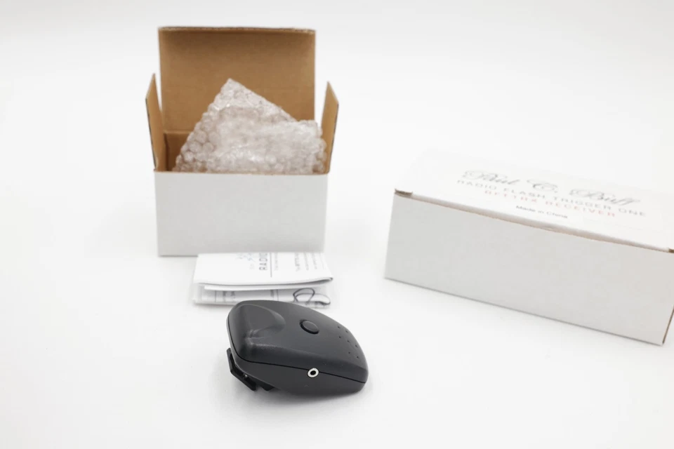 Paul C Buff Radio Flash Trigger One RFT1RX Receiver & RFT1TX Transmitter - Image 2 of 3