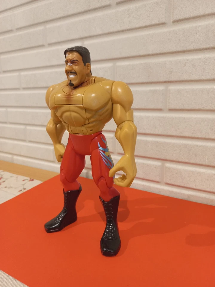 EDDIE GUERRERO WWE ACTION FIGURE VINTAGE MATTEL SERIE ELITE WRESTLING - Immagine 2 di 4