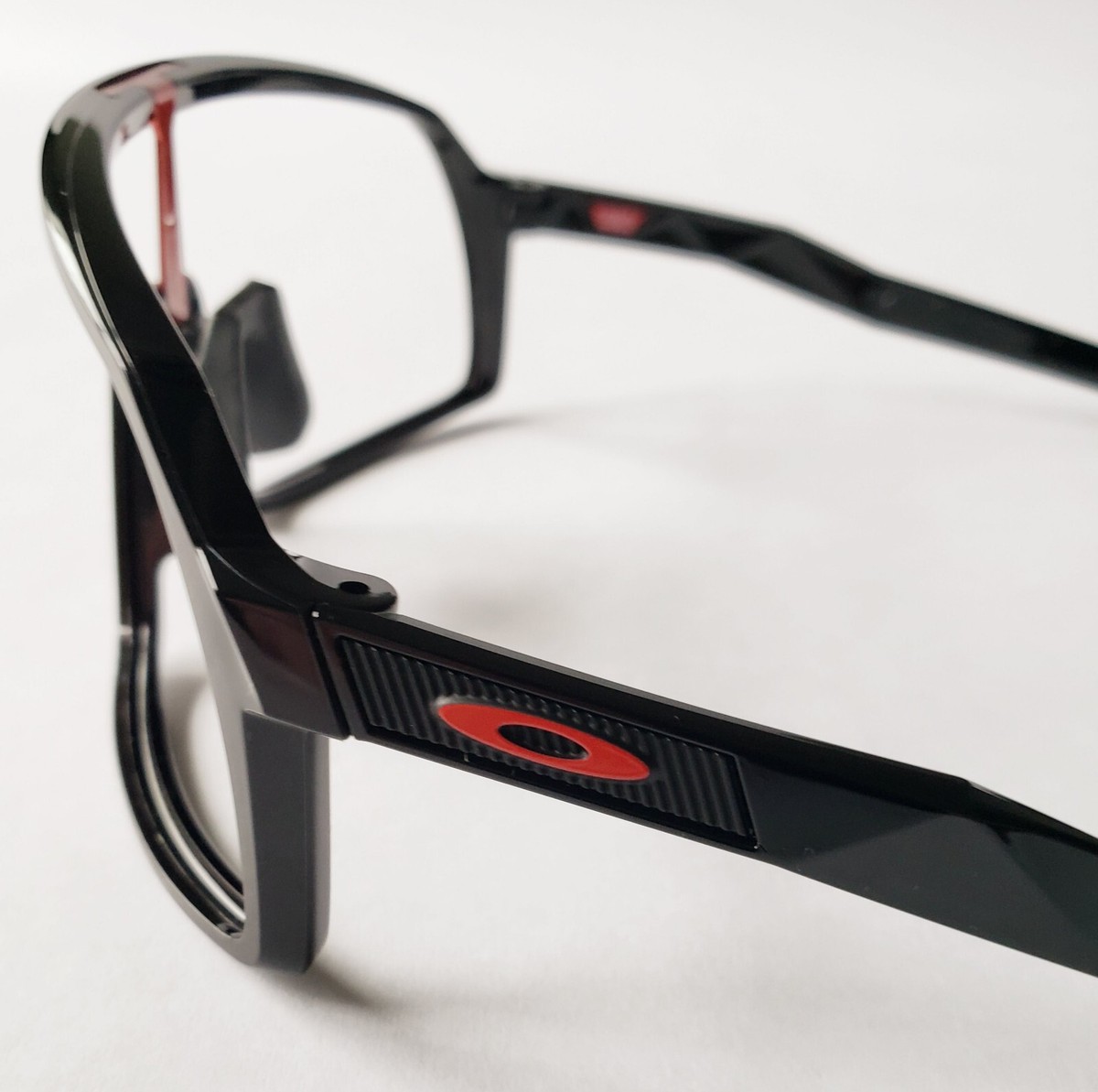 アクセサリー Oakley Sutro Oakley Sutro Polished Black Silver Icons Replacement Frame