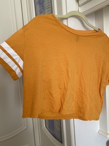 h and m yellow top