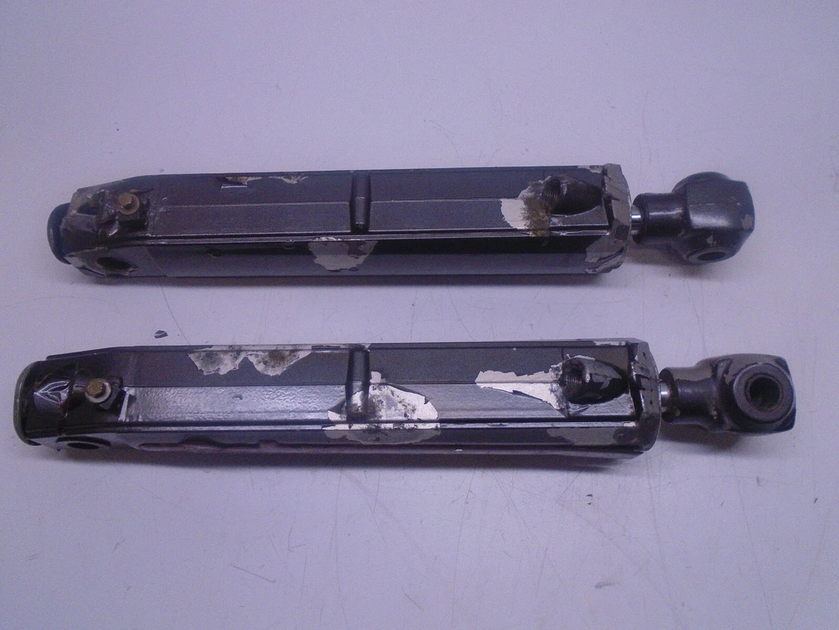 X5 0985660 OMC Cobra Stern Drive Trim Tilt Cylinder Hydraulic  