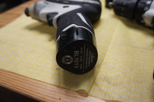 Makita Twin Set 10.8v Li-Ion Cordless HP330D Combi Drill TD090D Impact Driver 19 - Picture 5 of 9