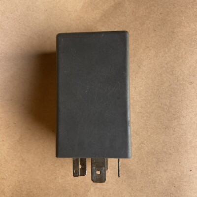 WINDSCREEN WIPER INTERMITTENT RELAY OPEL OMEGA-B 90494187 AD