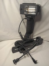 Sunpak Auto 511 Thyristor Flash w/ Adaptor  Sync Cables Sold AS-IS.