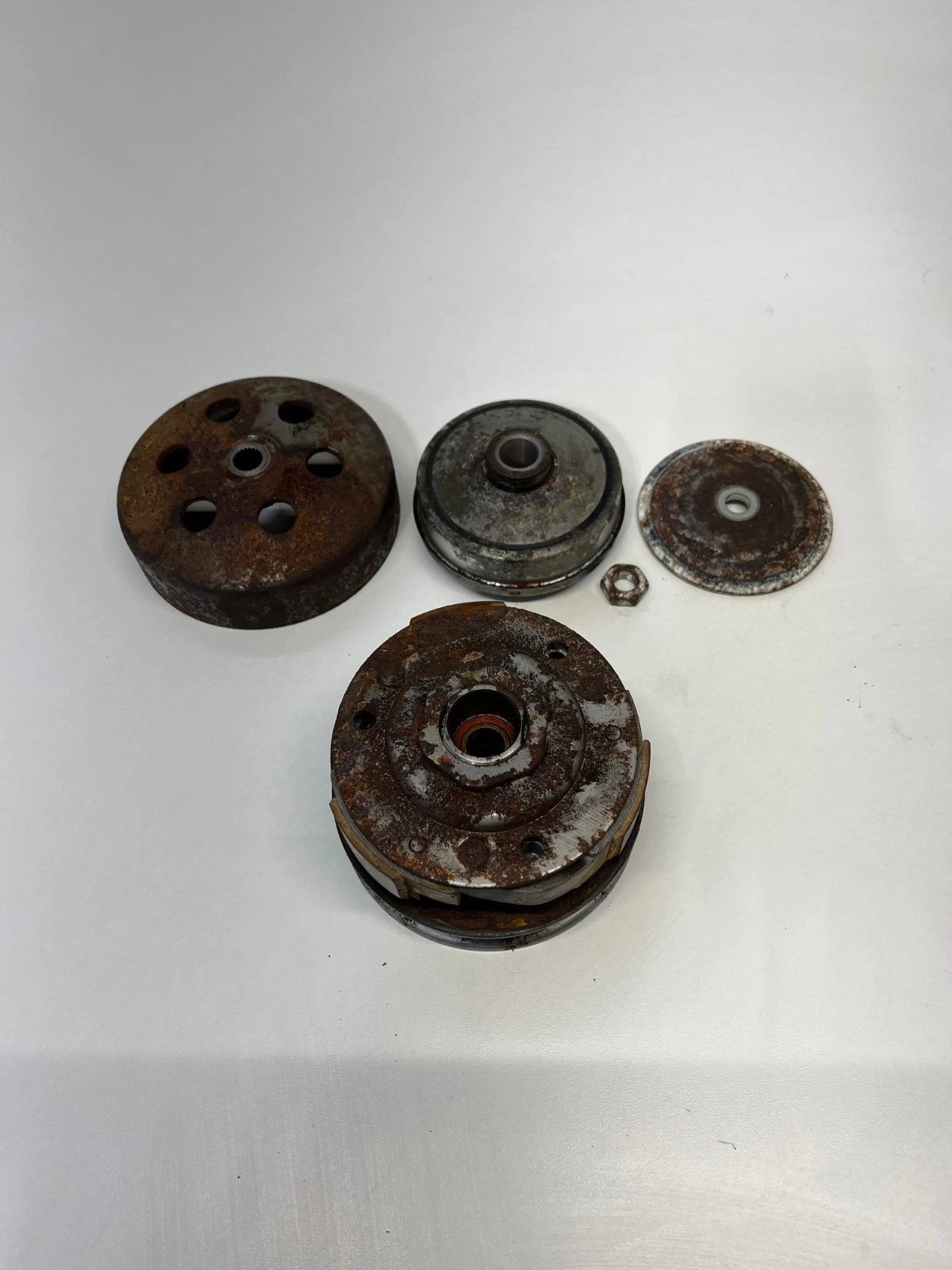 82 1982 Honda Urban Express 50 NU50 OEM Clutches Clutch Basket Drum READ DESCRIP