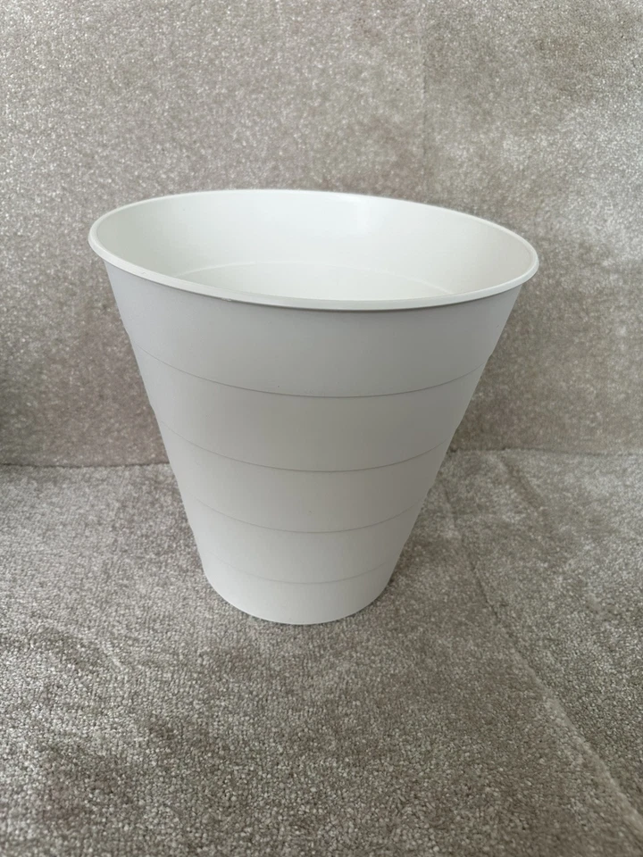 Poubelle ronde blanche 10L | Design moderne - Photo 1/4