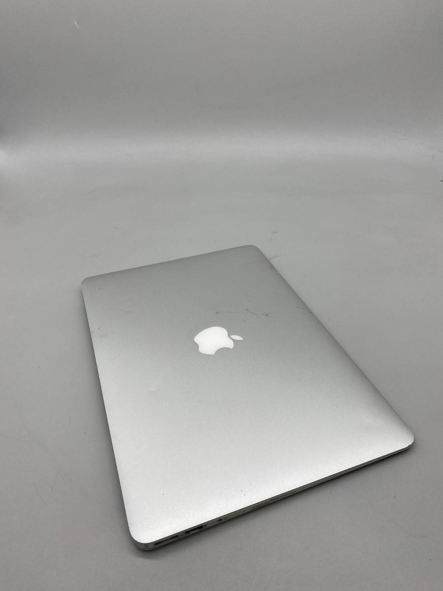 Apple MacBook Air シルバー(13-inch, 2014) 13